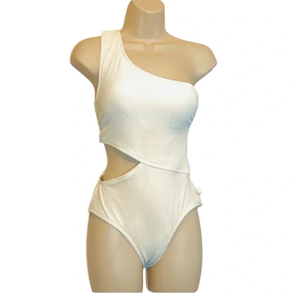 Michael Kors Swimsuit, one-shoulder, ribbed, one-piece,‎ Cream Color, Size 4